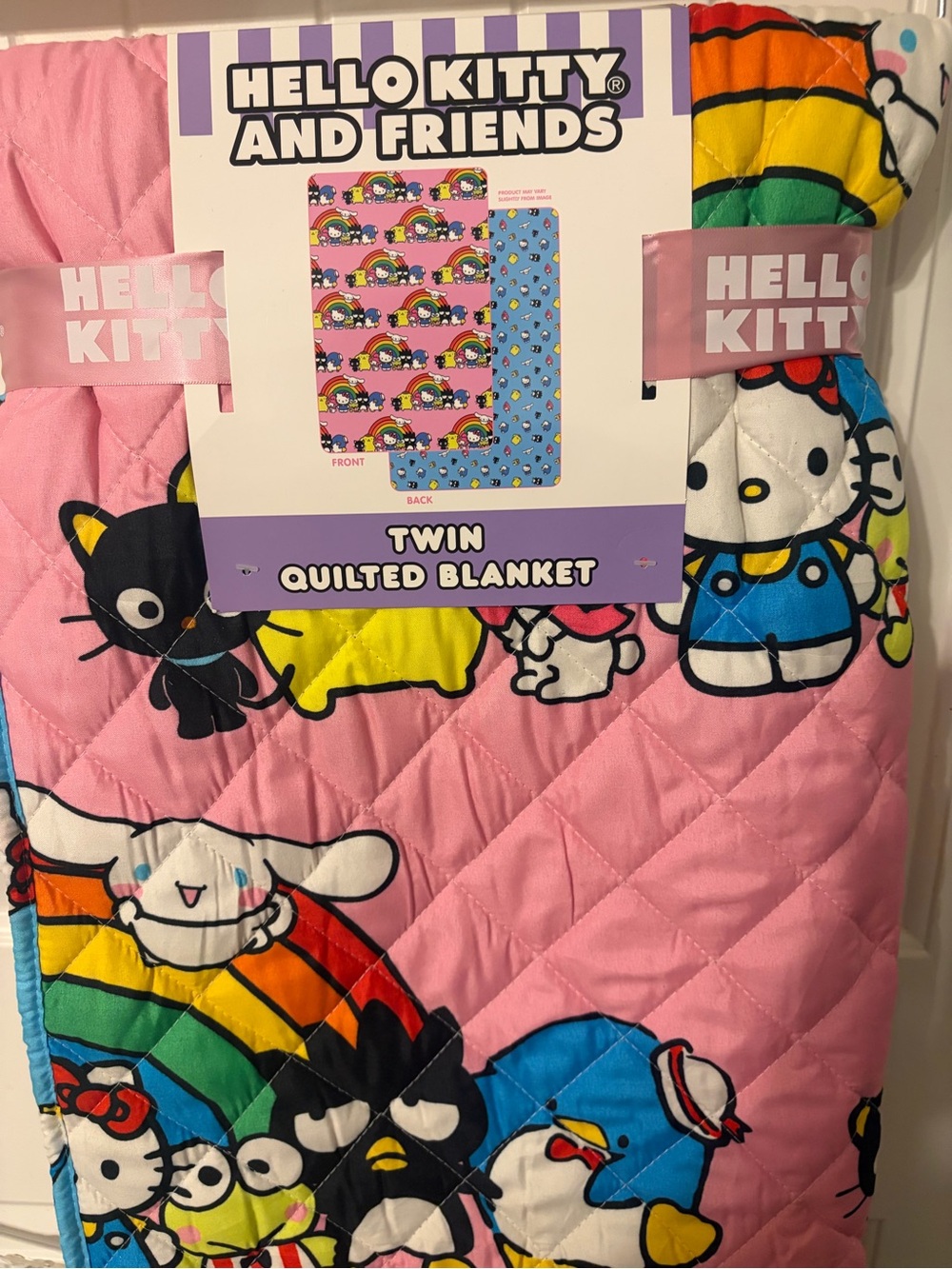 Hello Kitty Twin Quilted Blanket - Pink